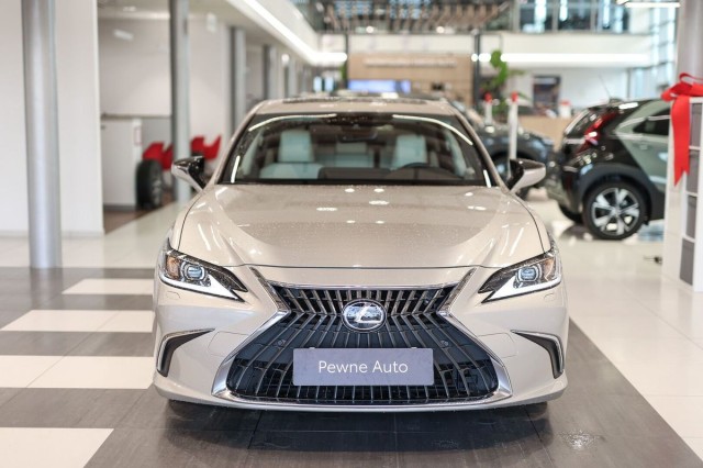 lexus